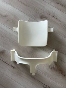 tripp trapp baby seat (white)