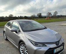 Toyota Corolla 1.8 Petrol Hybrid Luna Auto