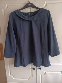 Cotton Blouse in Navy