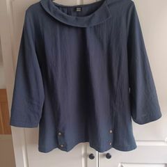 Cotton Blouse in Navy