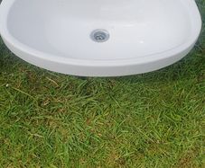 Bathroom sink