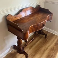 Antique mahogany washstand