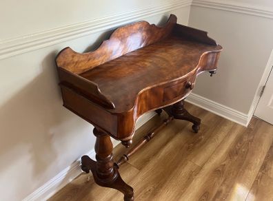Antique mahogany washstand