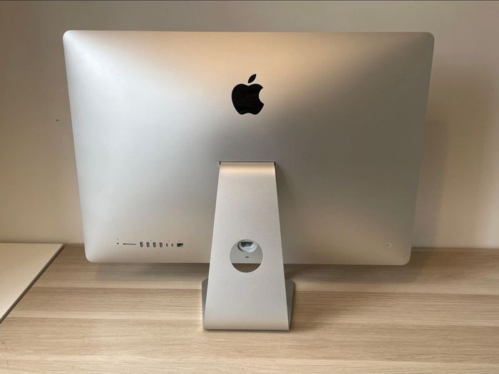 Apple iMac 27 Retina 5K (2017) 1TB Fusion 8GB RAM