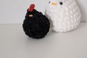 crochet pair of chickens