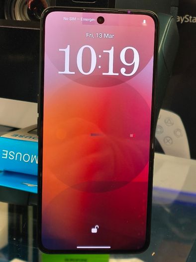 Nothing Phone (3a) 128 GB - mobile phone with 32 MP front camera, 30x ultra zoom, 6.77" FHD+ flexible AMOLED display - Black (Used Like New)