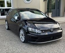 Volkswagen Golf -2 Door-Deep Black Pearl Metallic