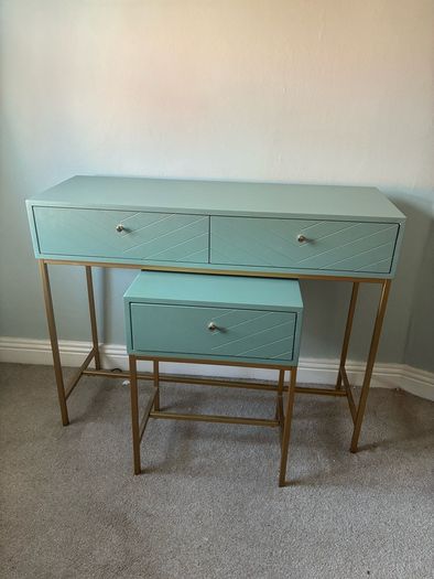 Carolyn Donnelly Console Table & Locker