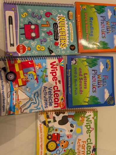 Wipe and clean books, Fun with Phonics