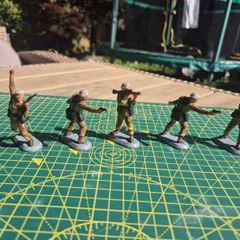 toy soldiers