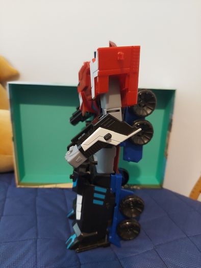 Transformer optimus