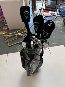 set golf clubs