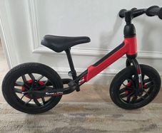 Kids balance bike