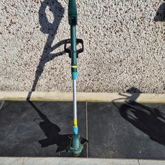 Garden strimmer