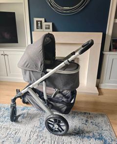 Uppababy Vista V2 Bundle