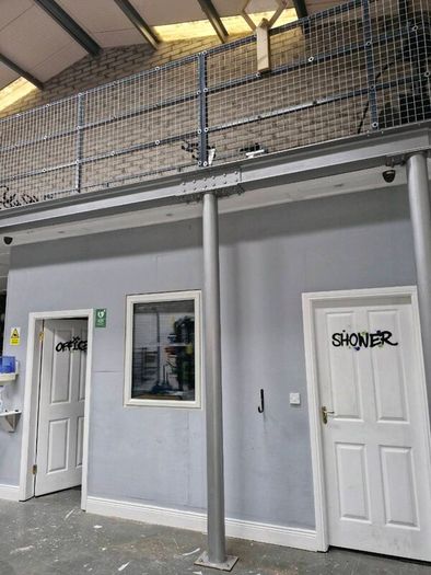 Mezzanine floor