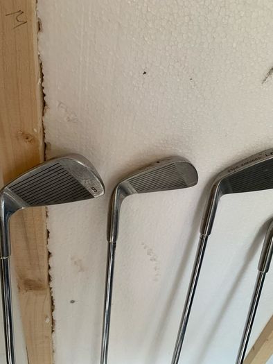 Full bagged Mens Golf set (irons, putter, drivers) (RH)