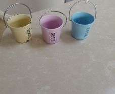 3 enamel egg cups