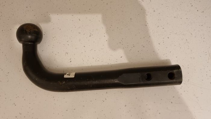 Tow bar