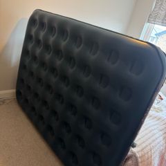 inflatable mattress