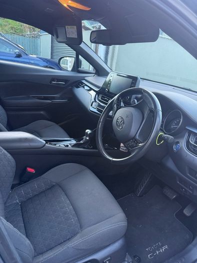 2021 Toyota C-hr