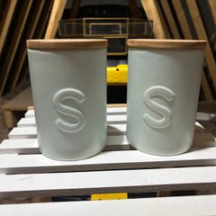 Kitchen containers