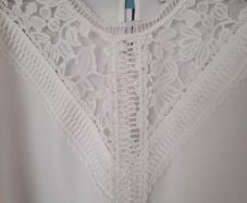 Blouse; Size 18   White