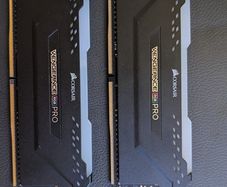 Vengenace RGB PRO 16GB (8GBx2) DDR4 Ram Modules