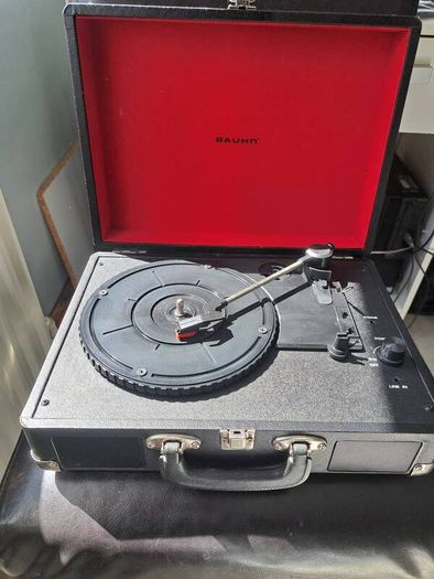 Bauhn Record Player