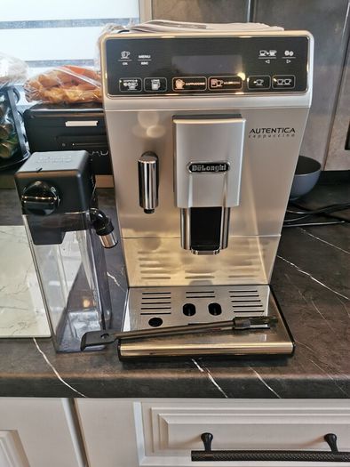 Delongi Autentica Cappuccino
