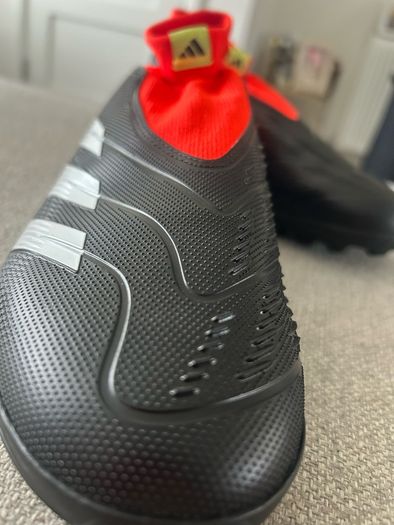 Adidas Predator 24 League Laceless Firm Ground Astro Boots
