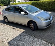 Toyota  Prius 1.5 Automatic 2011