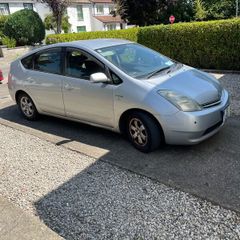 Toyota  Prius 1.5 Automatic 2011