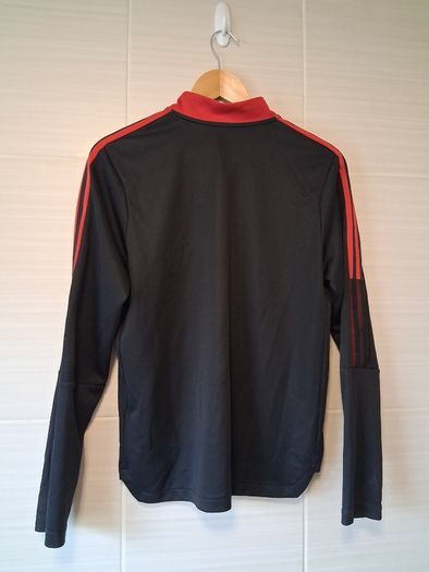Manchester United Training Top Track Top .Quarter Zip. Official Adidas Youths Age 13 To 14 Years. Collect In Dublin Or Receive Via Post.