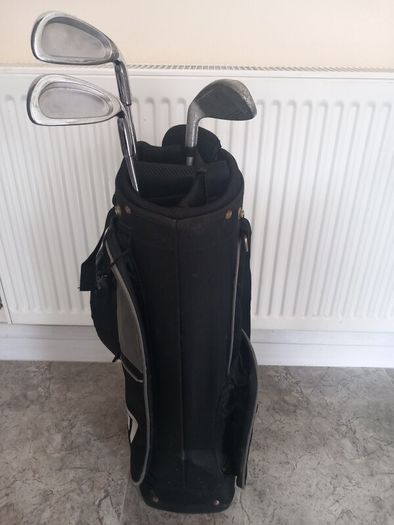 Kids golf clubs and bag