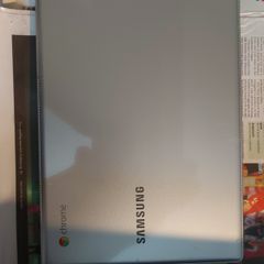 Samsung Chromebook, Model XE500C12, in excellent condition, Excellent Battery