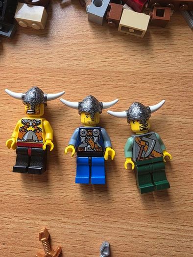 Lego 7018 Viking Ship Challenges the Midgard Serpent