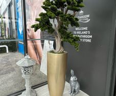 Large artificial plants