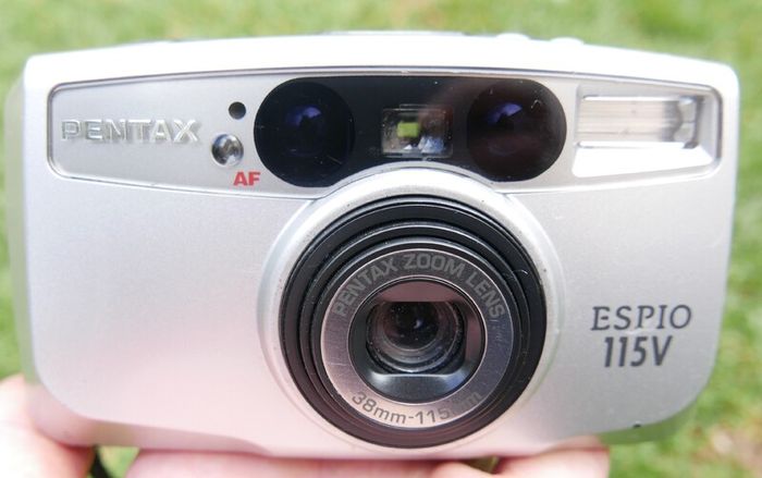 PENTAX Espio 115V Vintage Camera Compact Point & Shoot Film Camera. Tested