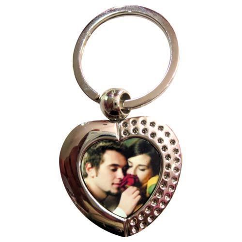 Personalized Metal keyring Keychain Heart shape great valentines day gift present