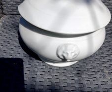 2Ltr Vintage Lion Head Soup Tureen