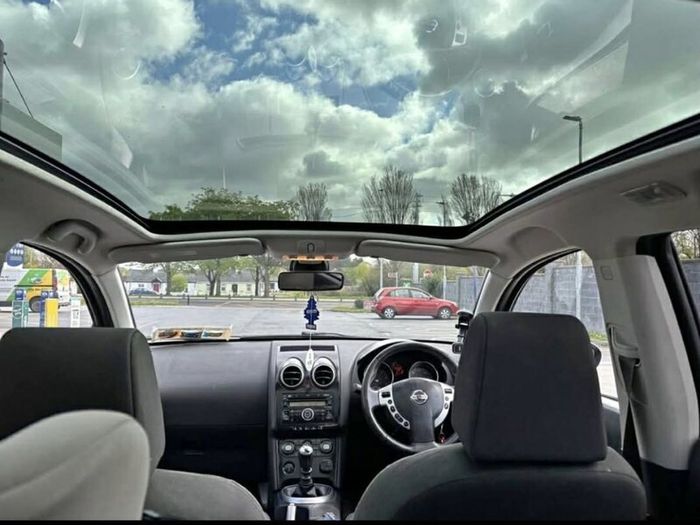 2009 Nissan Qashqai +2  7 Seater | High Spec | Pa