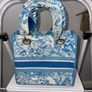 Womens handbag Image 2