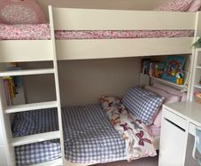 Kids bunk bed