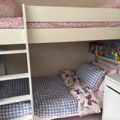 Kids bunk bed