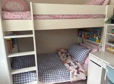 Kids bunk bed