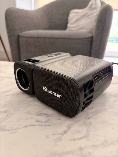 Giaomar Model C11 Movie Projector