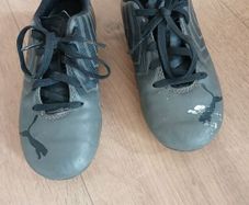 Football  boots size 13