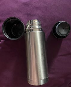 Thermos stainless steel flasks 250 ml