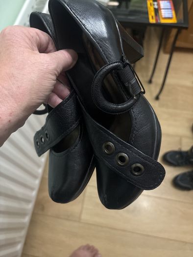 Clarks Black Leather Mary Jane Shoes 4